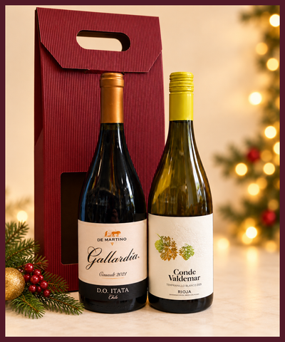 Irish Wine Show – Red & White Gold Winners Twin Wine Gift Set: two-bottle wine gift set on warm Christmas ivory backdrop with burgundy border